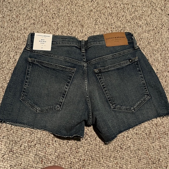 NWT Lucky Brand Boy Mid-Rise Short - Picture 6 of 6